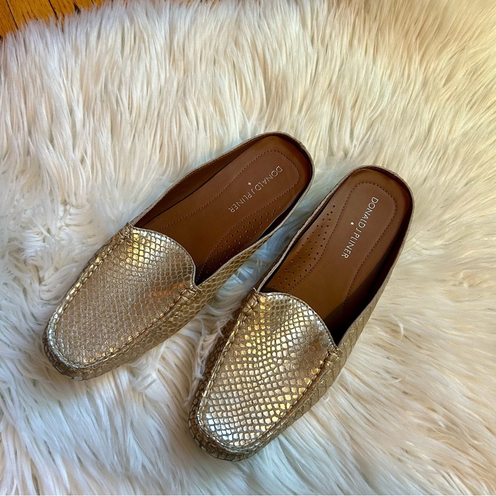 Donald J Pliner Lovage Metallic‎ Gold Slip-on